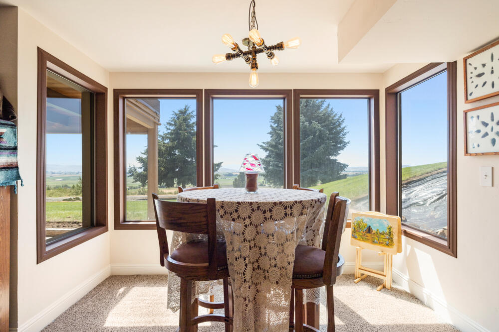 12520 Lisa Road Klamath Falls, OR 97603 - Photo 36 of 64 12520LisaRd.-41