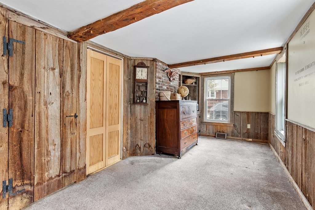 114 Chestnut Street Lunenburg, MA 01462 - Photo 21 of 35