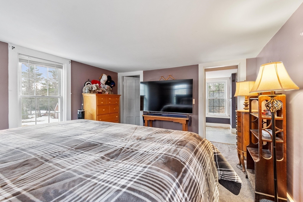 114 Chestnut Street Lunenburg, MA 01462 - Photo 30 of 35