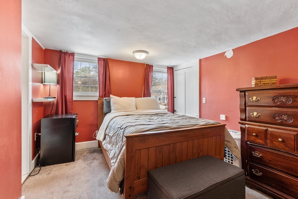 114 Chestnut Street Lunenburg, MA 01462 - Photo 32 of 35