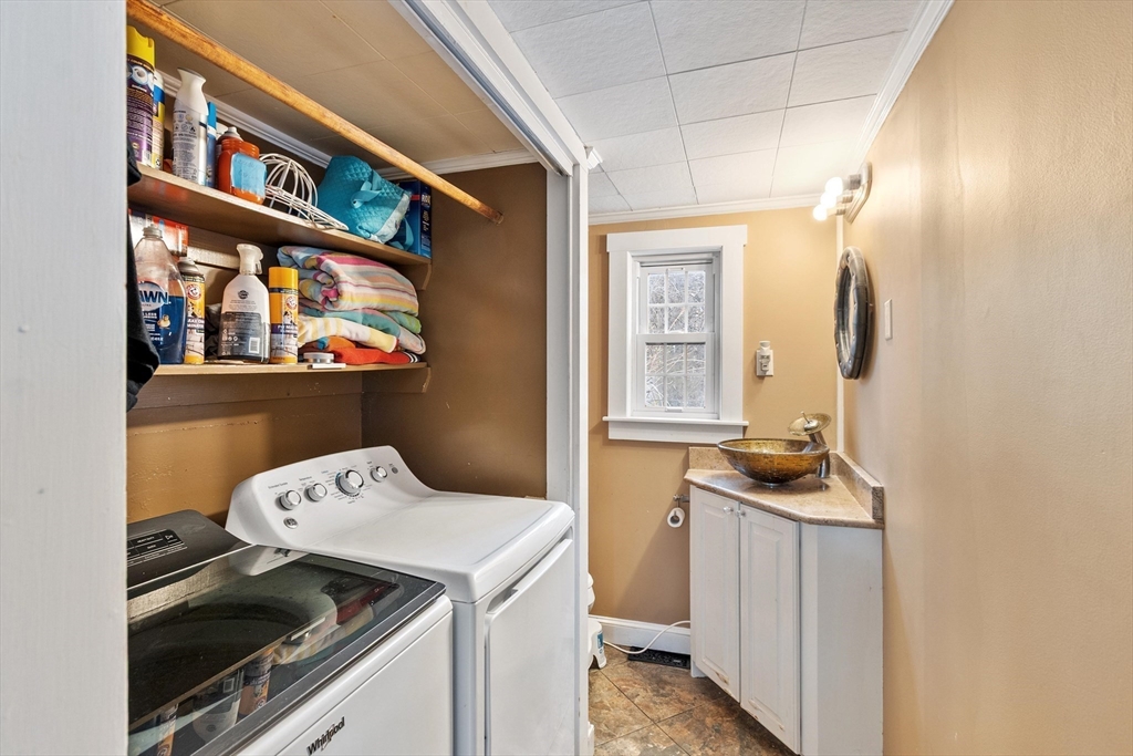 114 Chestnut Street Lunenburg, MA 01462 - Photo 35 of 35