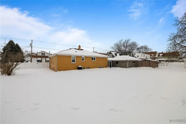 $2,250 | 133 Halstead Avenue, Cheektowaga, NY 14212