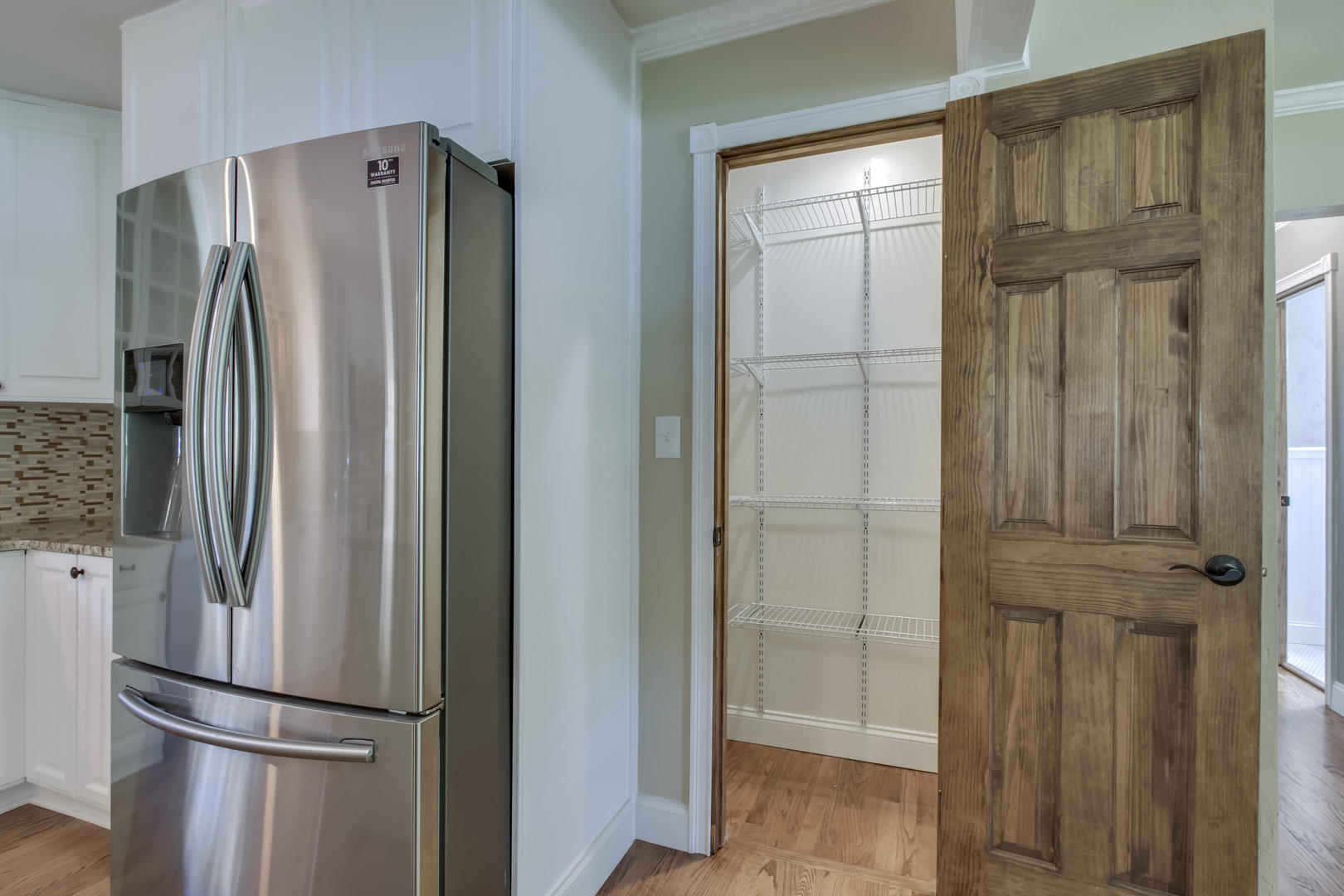 4013 Deerfield Road Knoxville, TN 37921 - Photo 13 of 30 15_DeerfieldRoad_4013_Pantry
