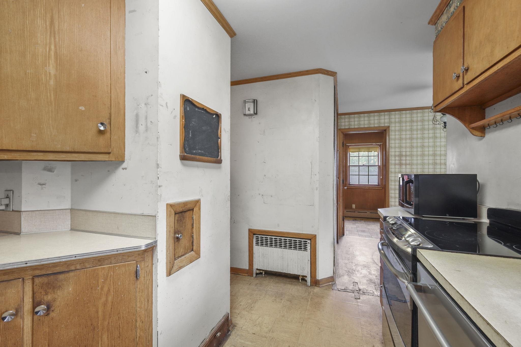 3625 Spring Street Madison, WI 53711 - Photo 13 of 62