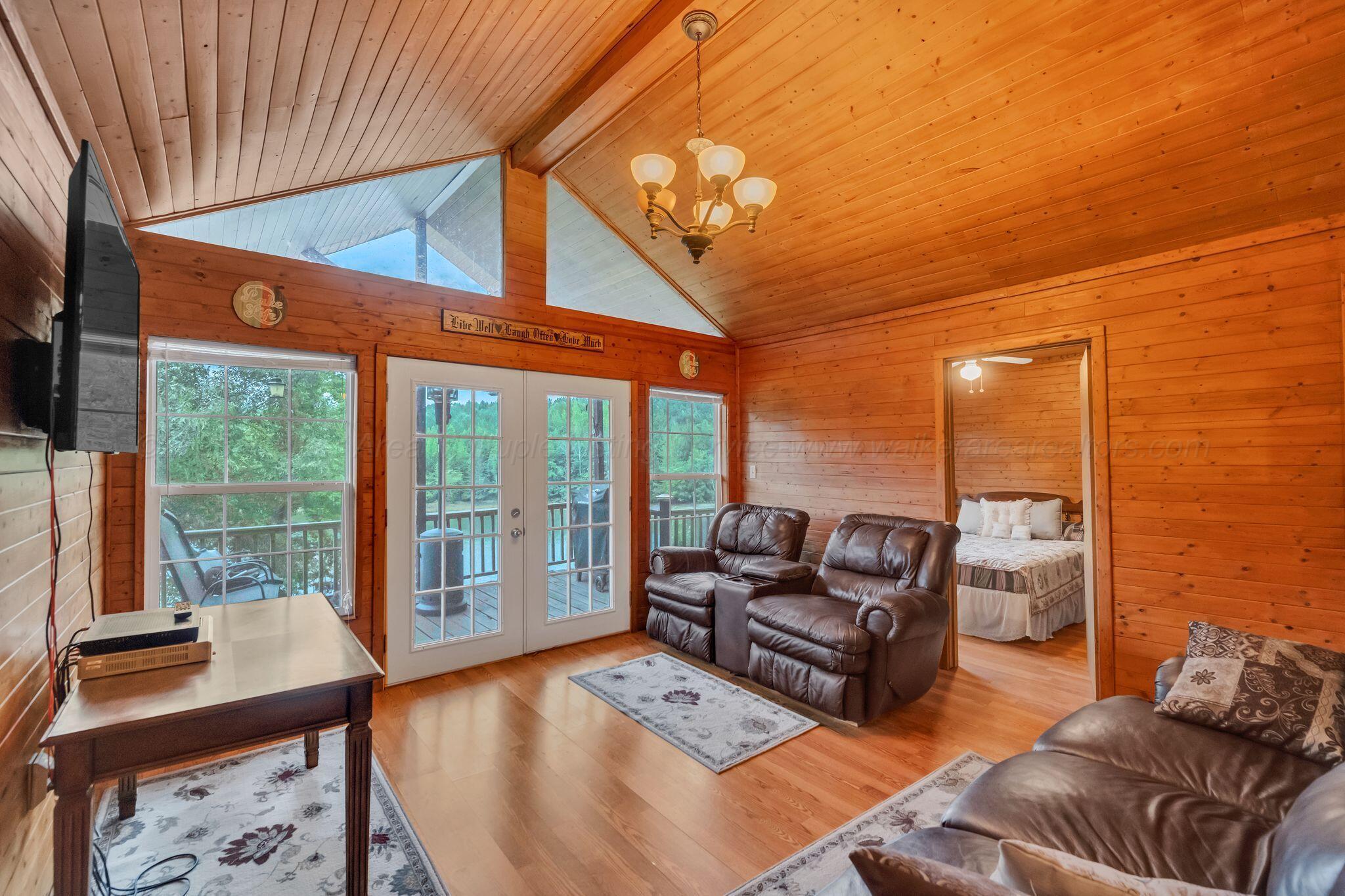 389 Eagles Point Road Double Springs, AL 35553 - Photo 6 of 25 Living