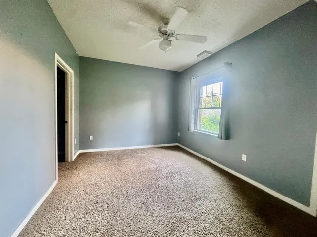 $339,000 | 619 Southeast 8th Street, Unit 115, Minneapolis, MN 55414