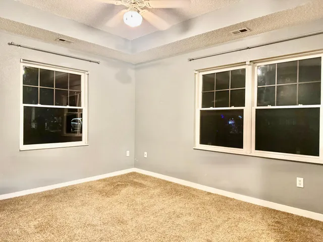 $339,000 | 619 Southeast 8th Street, Unit 115, Minneapolis, MN 55414