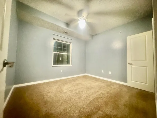 $339,000 | 619 Southeast 8th Street, Unit 115, Minneapolis, MN 55414