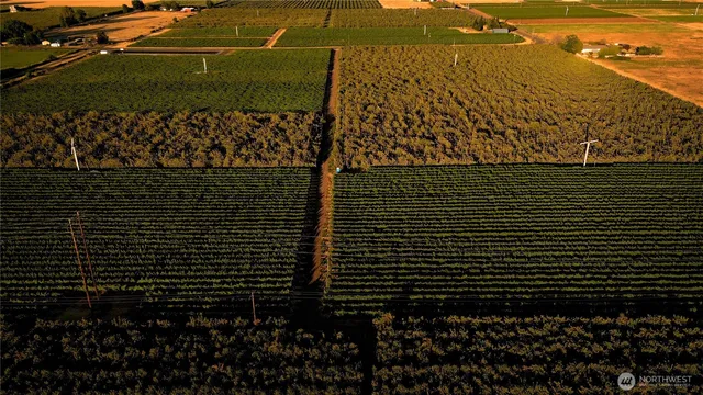 $1,450,000 | 129650 Edwards Road, Milton Freewater, OR 97862