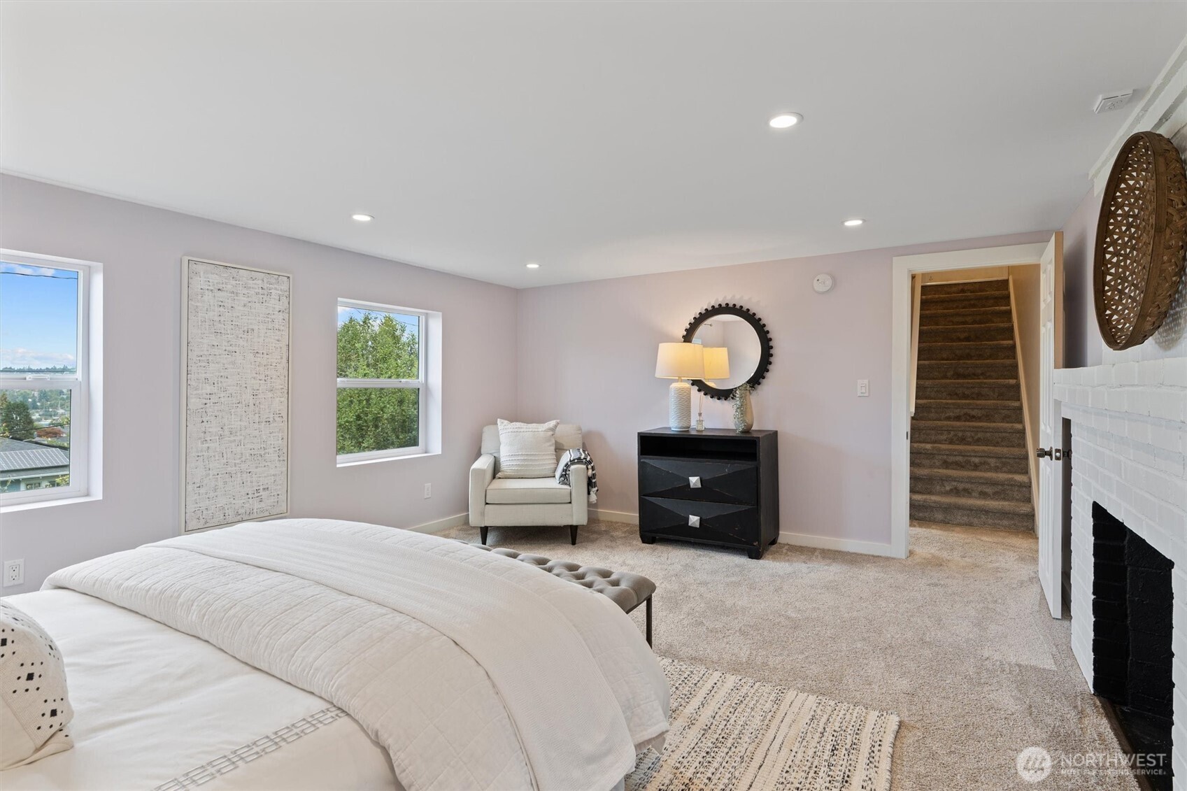 730 West Etruria Street Seattle, WA 98119 - Photo 21 of 32