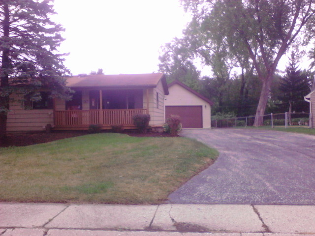661 Clover Road Wauconda, IL 60084 - Photo 1 of 13