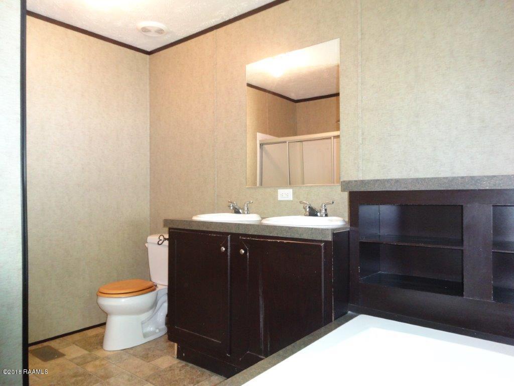 201 La Rue Rhiems Duson, LA 70529 - Photo 13 of 23 Master Bath full view