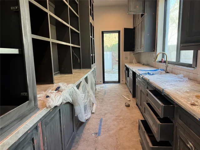 $6,500,000 | 710 Glen Echo, Hedwig Village, TX 77024