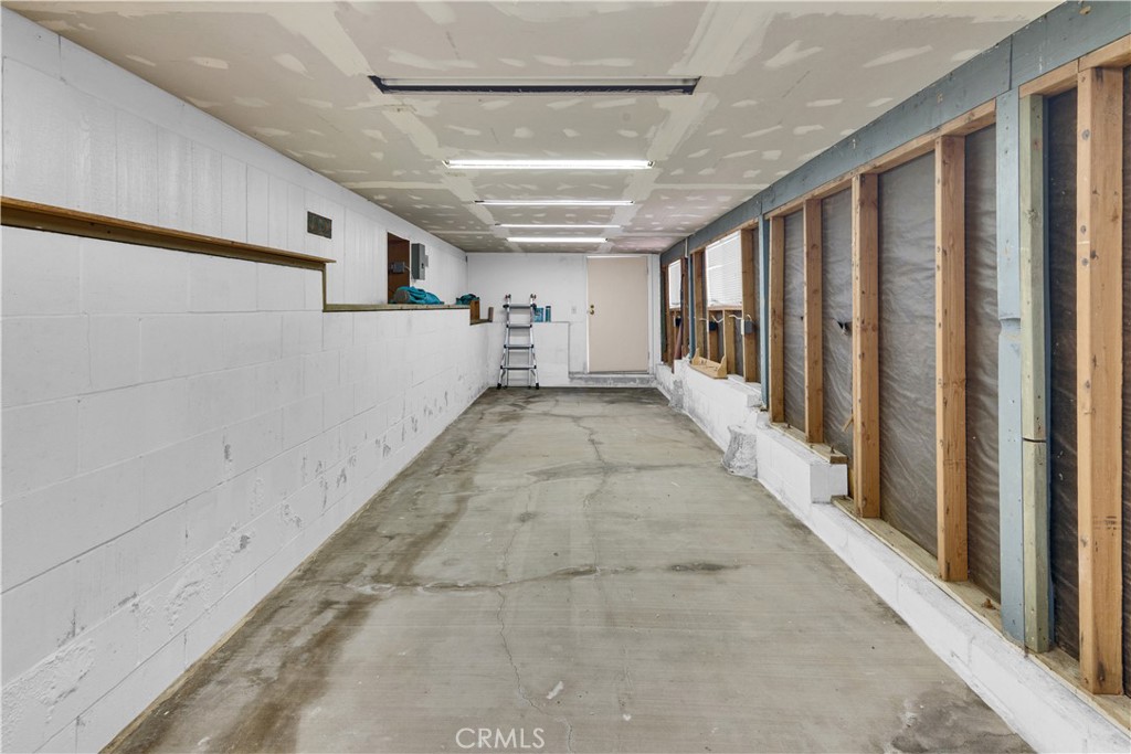 4653 Green Pine Lane Paso Robles, CA 93446 - Photo 35 of 36 a view of entryway