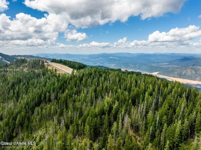 $2,950,000 | Nna Nna Silver Mountain, Kellogg, ID 83837