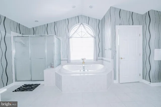 $799,000 | 19338 Paradise Manor Drive, Hagerstown, MD 21742