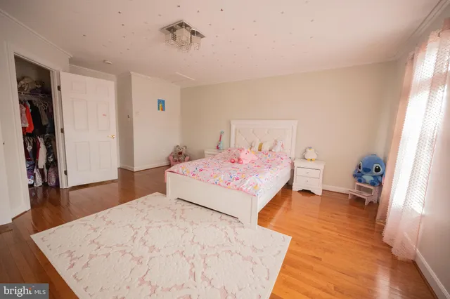 $799,000 | 19338 Paradise Manor Drive, Hagerstown, MD 21742