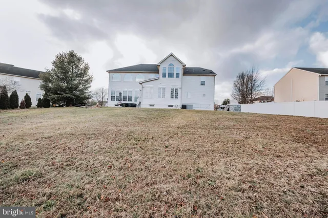 $799,000 | 19338 Paradise Manor Drive, Hagerstown, MD 21742