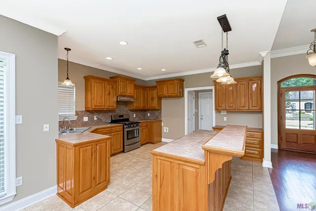 $2,000 | 11180 Peaks Avenue, Walker, LA 70785