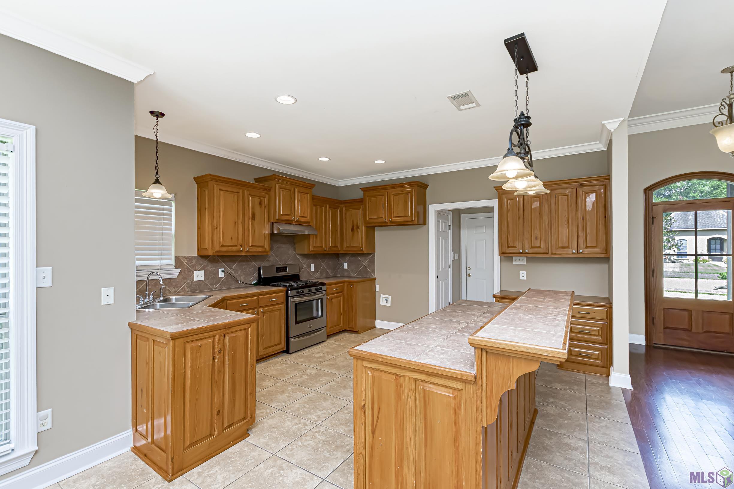 11180 Peaks Avenue Walker, LA 70785 - Photo 3 of 10