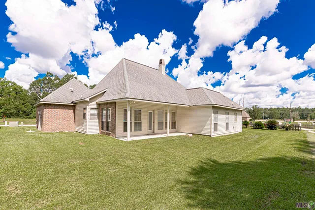 $2,000 | 11180 Peaks Avenue, Walker, LA 70785