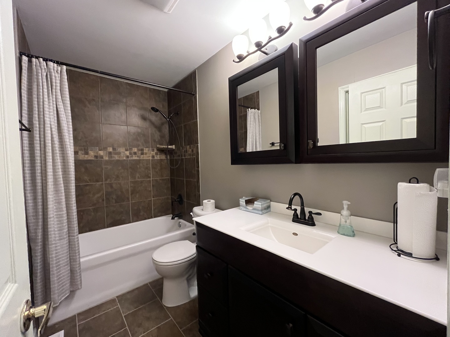 201 Meadows Road South Bourbonnais, IL 60914 - Photo 8 of 28 Gallery Image 8