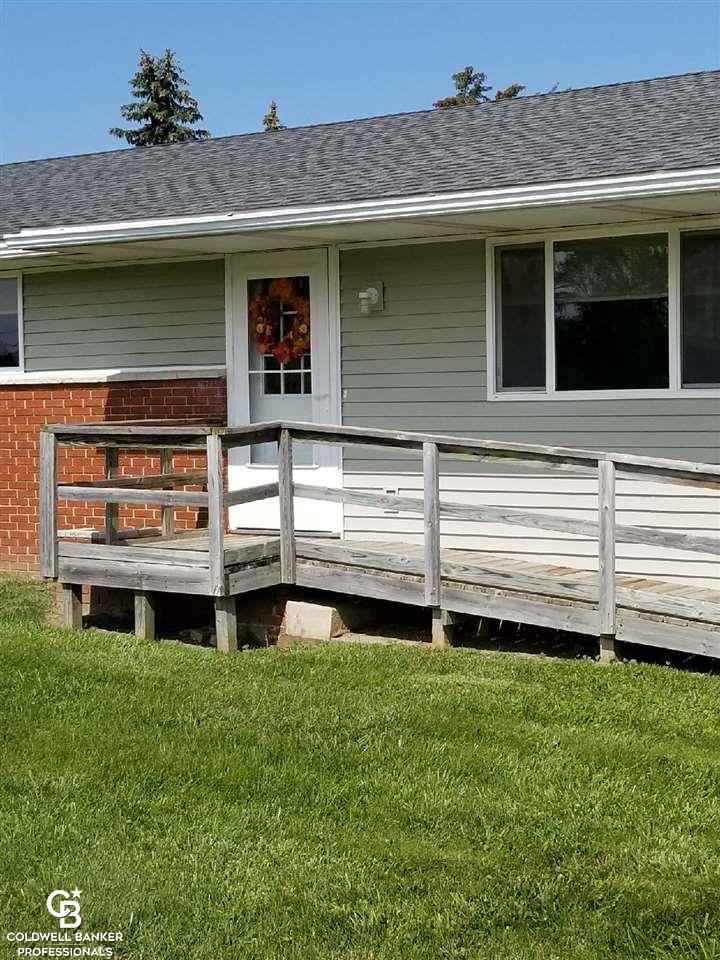 8654 Avoca Road Avoca, MI 48006 - Photo 11 of 13