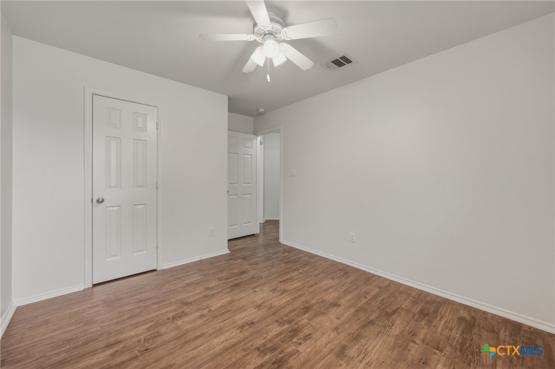 109 Comal Cove Elgin, TX 78621 - Photo 19 of 34