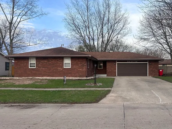 $270,000 | 2508 Jordan Drive, Champaign, IL 61822