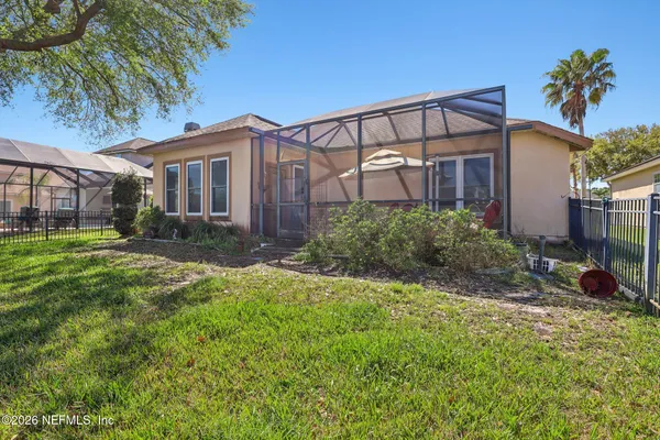 a picture of a bench in a white building