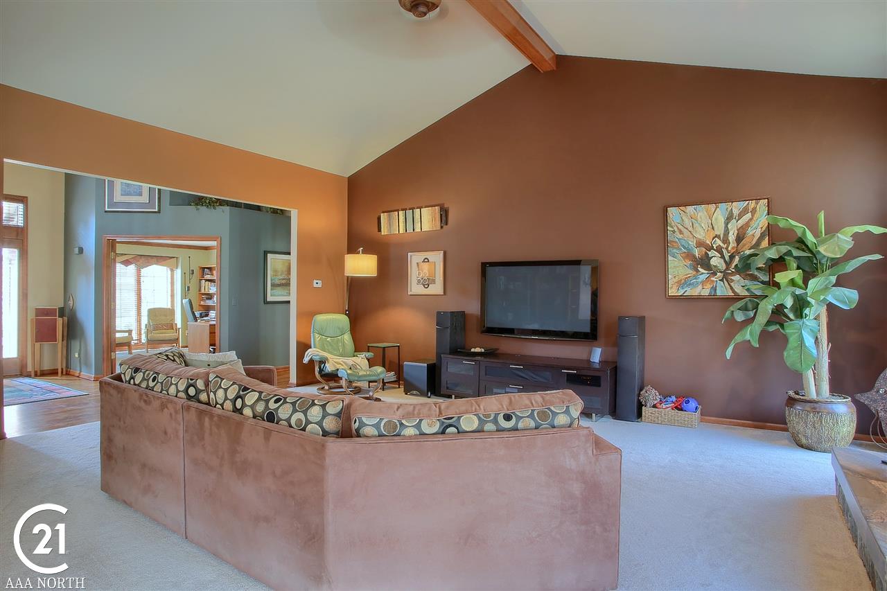 1399 Lakeview Drive Rochester Hills, MI 48306 - Photo 6 of 51