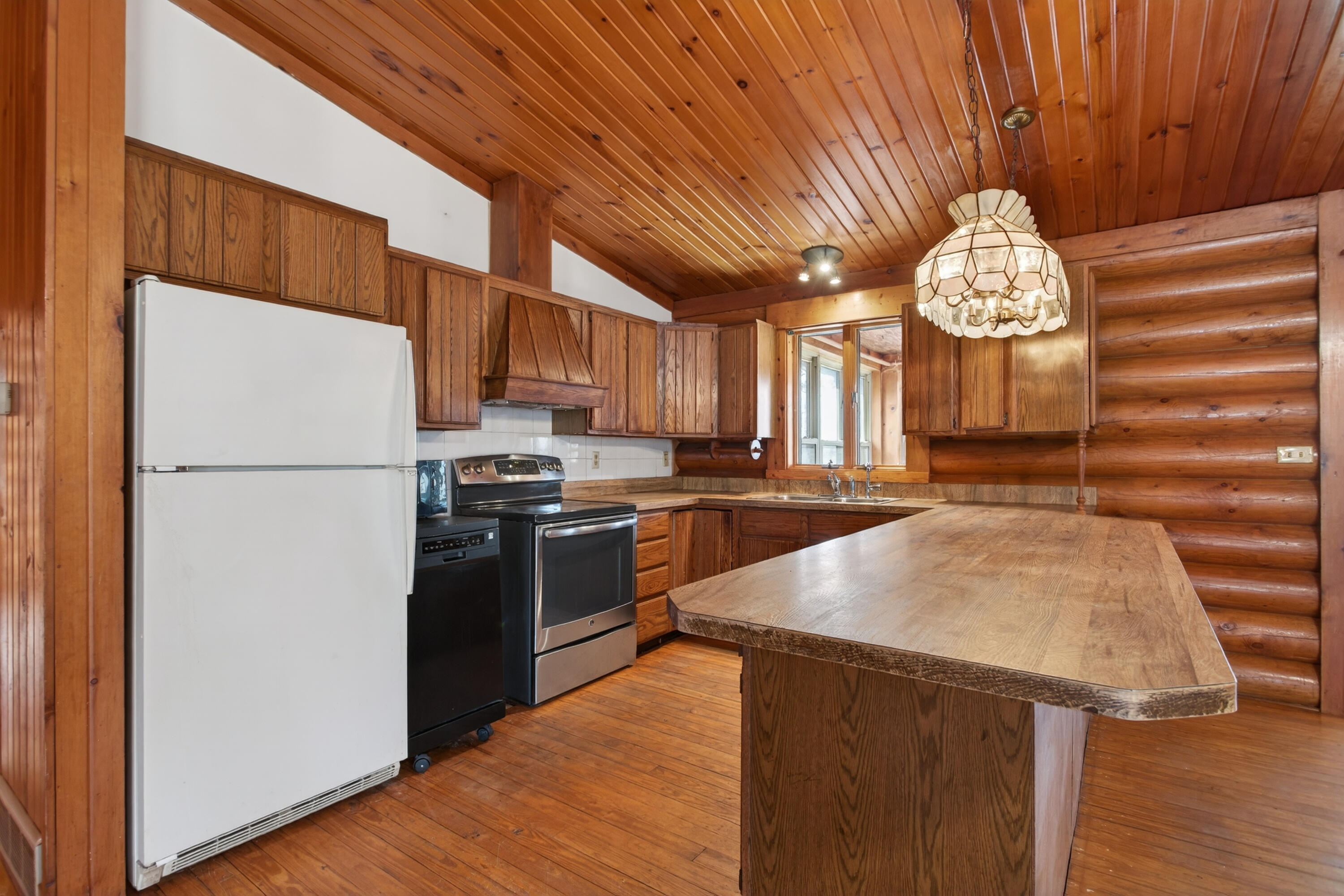 12112 Hardcastle Road Brooklyn, MI 49230 - Photo 11 of 38 019_0N0A8661