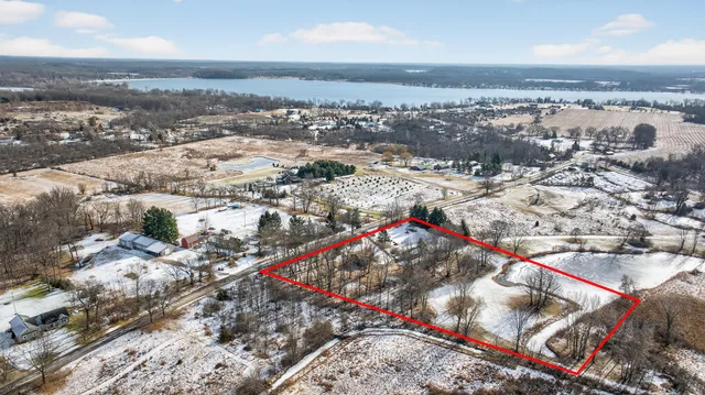 $319,900 | 12112 Hardcastle Road, Brooklyn, MI 49230