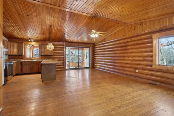 $319,900 | 12112 Hardcastle Road, Brooklyn, MI 49230