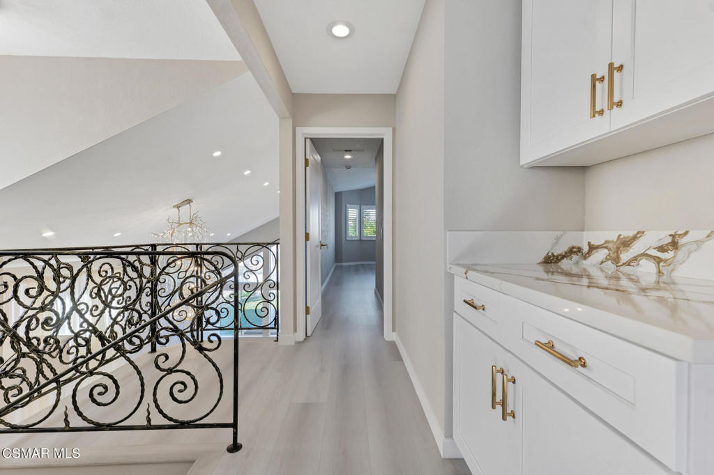 24739 Vía Madera Calabasas, CA 91302 - Photo 20 of 48