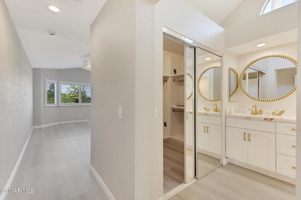 24739 Vía Madera Calabasas, CA 91302 - Photo 24 of 48