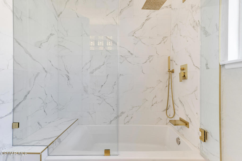 24739 Vía Madera Calabasas, CA 91302 - Photo 31 of 48