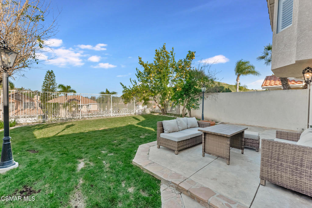 24739 Vía Madera Calabasas, CA 91302 - Photo 41 of 48