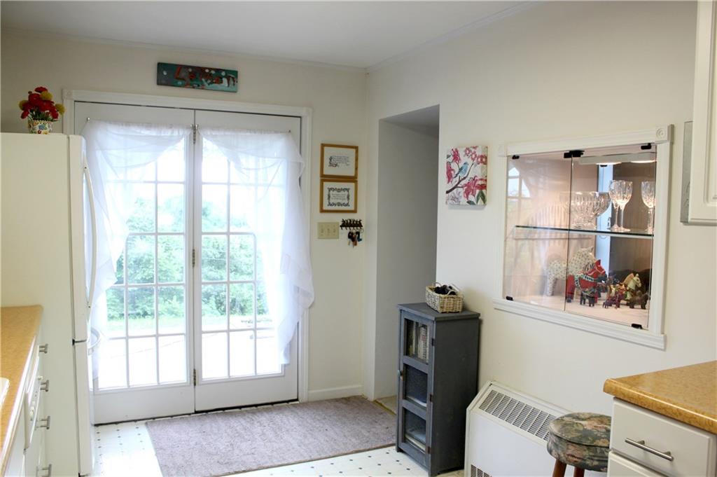 870 Sugar Run Road Waynesburg, PA 15370 - Photo 8 of 25