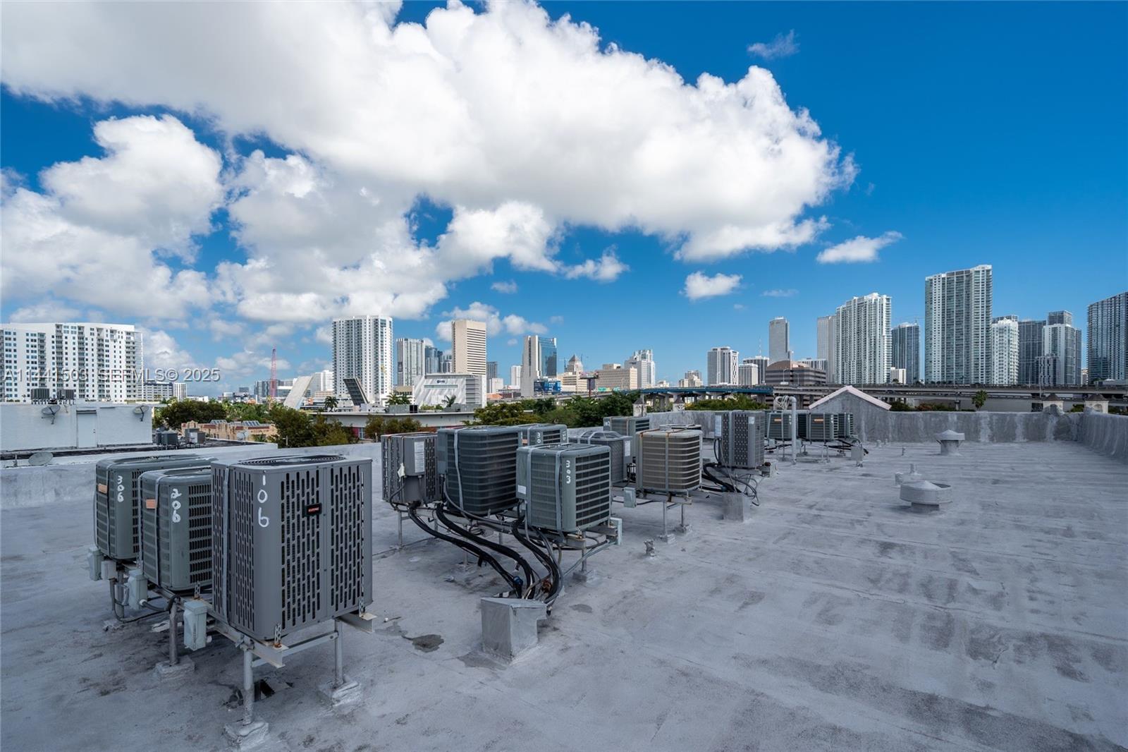 440 Southwest 5th Avenue Miami, FL 33130 - Photo 13 of 46 a view of a terrace