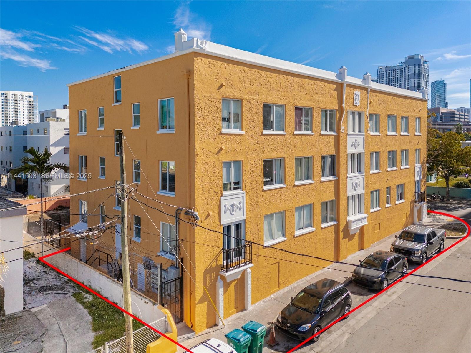 440 Southwest 5th Avenue Miami, FL 33130 - Photo 36 of 46 a front view of a building with many windows