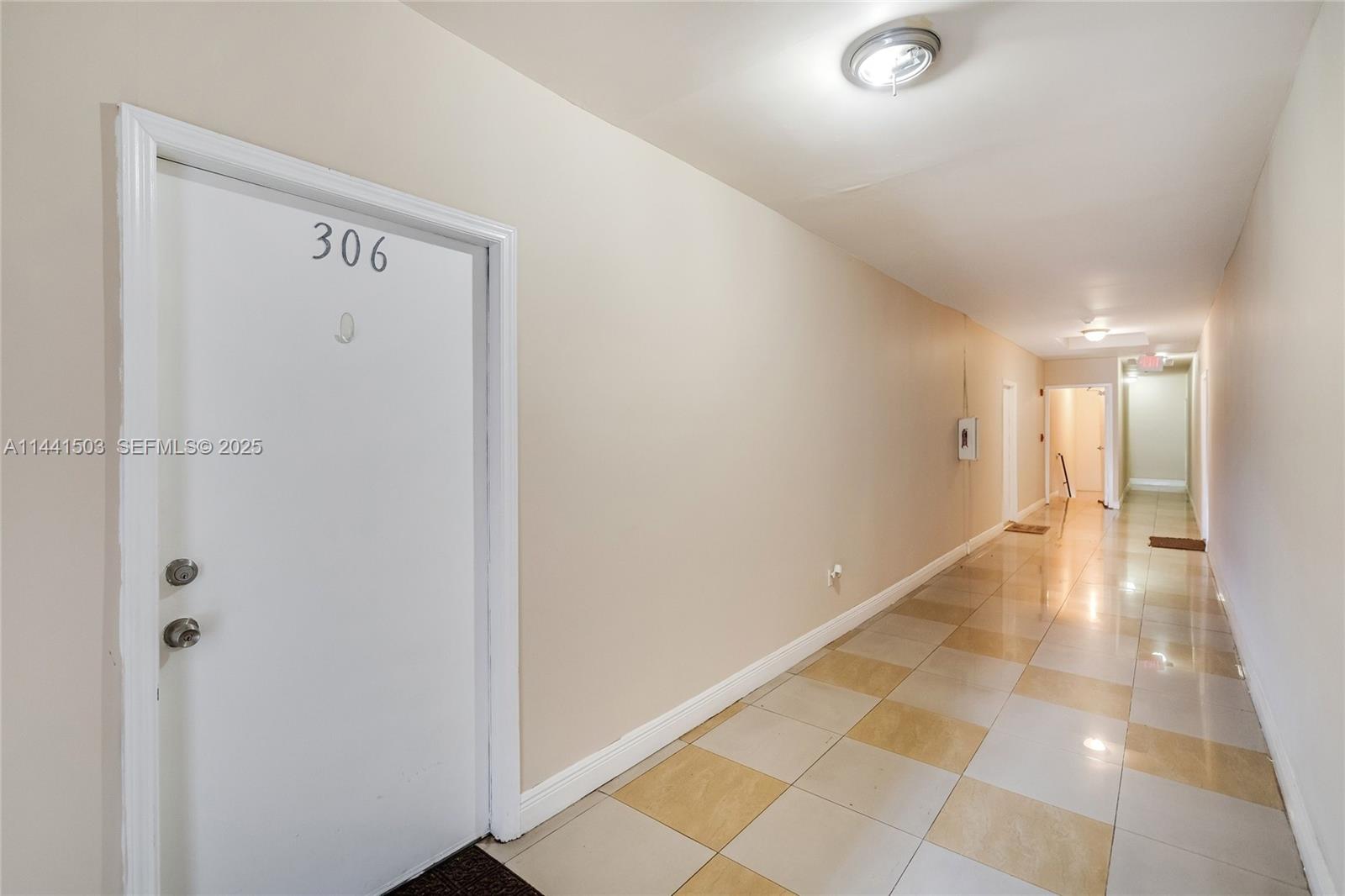 440 Southwest 5th Avenue Miami, FL 33130 - Photo 9 of 46 a view of a hallway