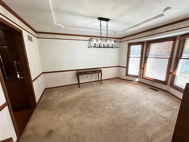 $489,900 | 26320 Hickory Hills Drive, Harrisonville, MO 64701