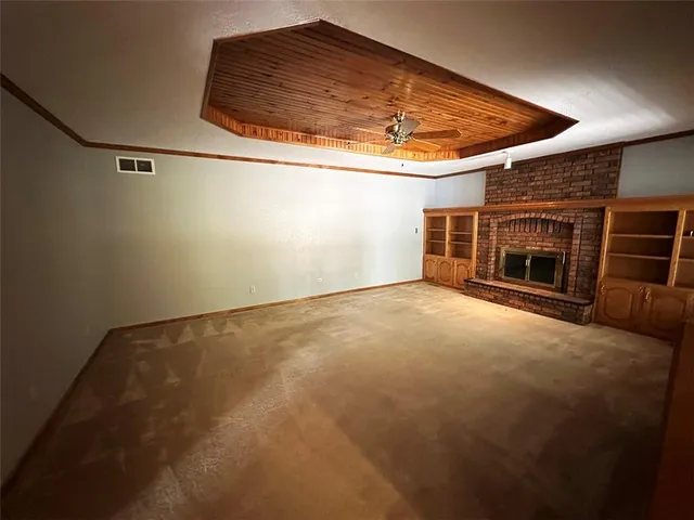 $489,900 | 26320 Hickory Hills Drive, Harrisonville, MO 64701