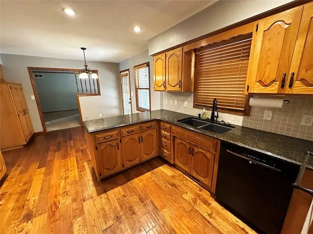 $489,900 | 26320 Hickory Hills Drive, Harrisonville, MO 64701