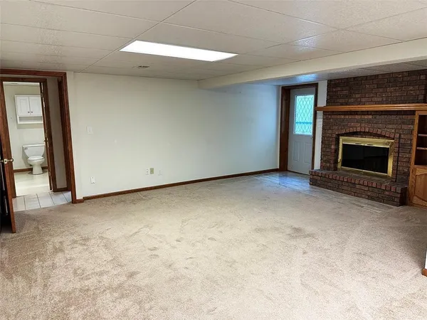 $475,000 | 26320 Hickory Hills Drive, Harrisonville, MO 64701