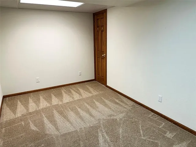 $489,900 | 26320 Hickory Hills Drive, Harrisonville, MO 64701