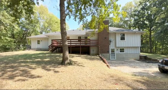 $489,900 | 26320 Hickory Hills Drive, Harrisonville, MO 64701