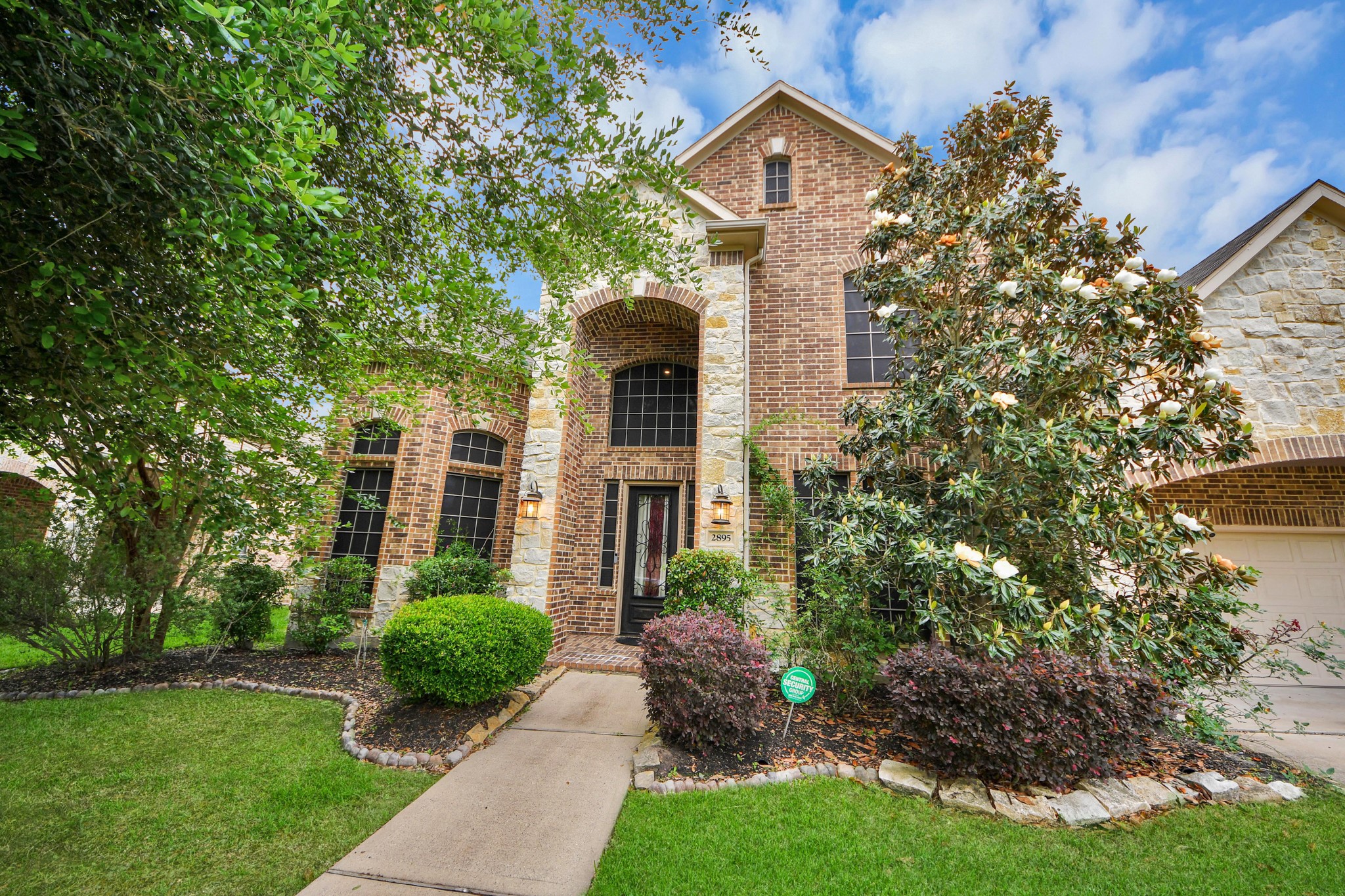 2895 Ragusa Lane League City, TX 77573 - Photo 8 of 50