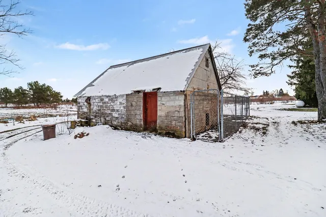 $450,000 | 4646 North Anderson Road, Scottville, MI 49454